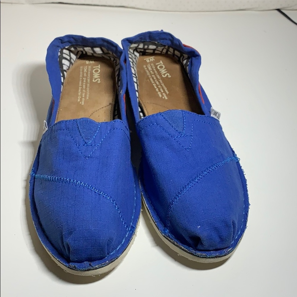 Toms